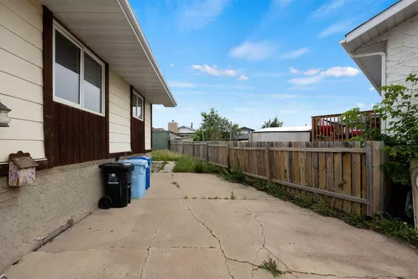 Fort Mcmurray, AB T9K 1J4,276 Cochrane CRES