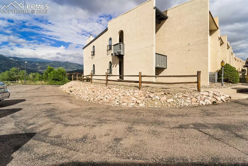Colorado Springs, CO 80904,938 Fontmore RD #C