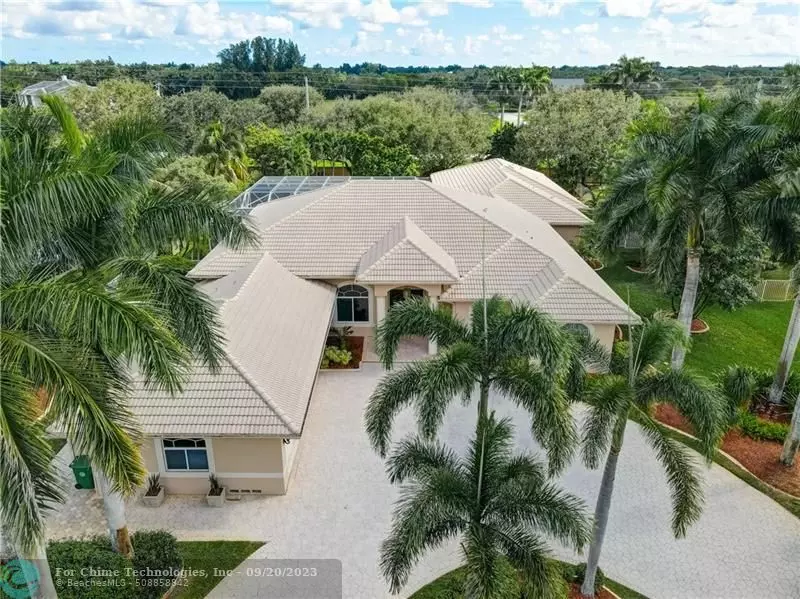 2400 SW 131st Ter, Davie, FL 33325