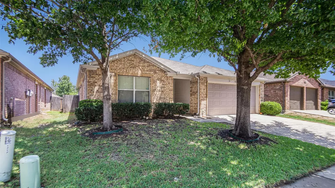 1721 Wind Dancer Trail, Fort Worth, TX 76131