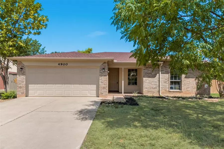 4900 Cedar Springs Drive, Fort Worth, TX 76179