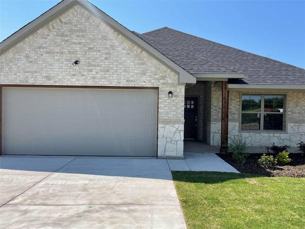 103 Randal Row, Corsicana, TX 75110