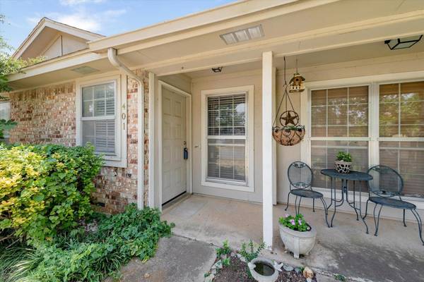 401 Augustine Drive, Euless, TX 76039