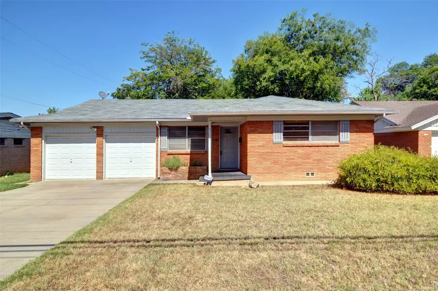 5105 Cockrell Avenue, Fort Worth, TX 76133