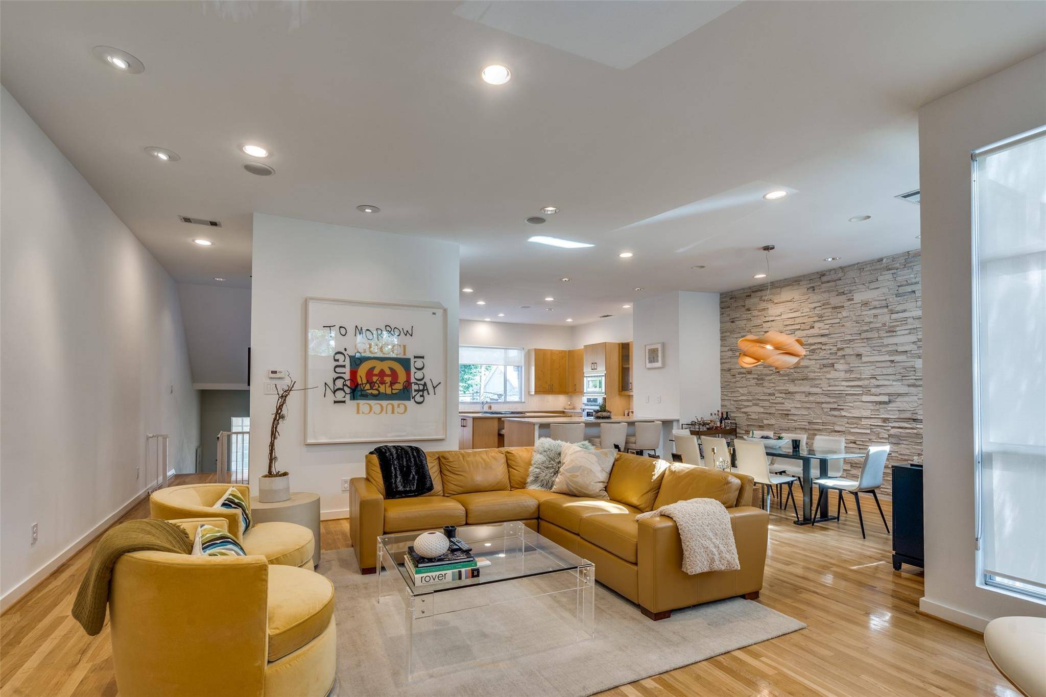 3925 Gilbert Avenue #E,  Dallas,  TX 75219
