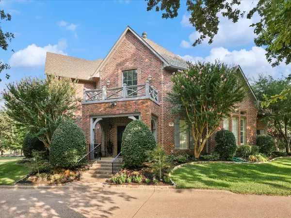 5808 Pine Valley Drive, Flower Mound, TX 75022