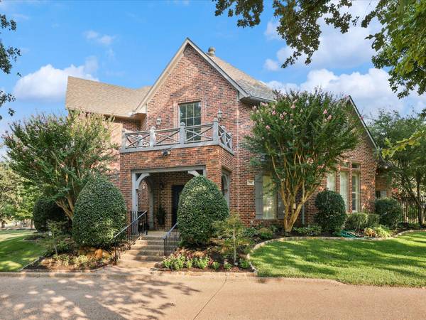 5808 Pine Valley Drive, Flower Mound, TX 75022