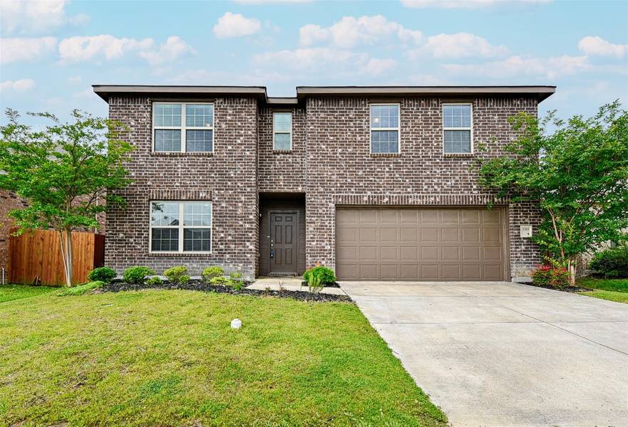 3303 Slate Drive, Heartland, TX 75126