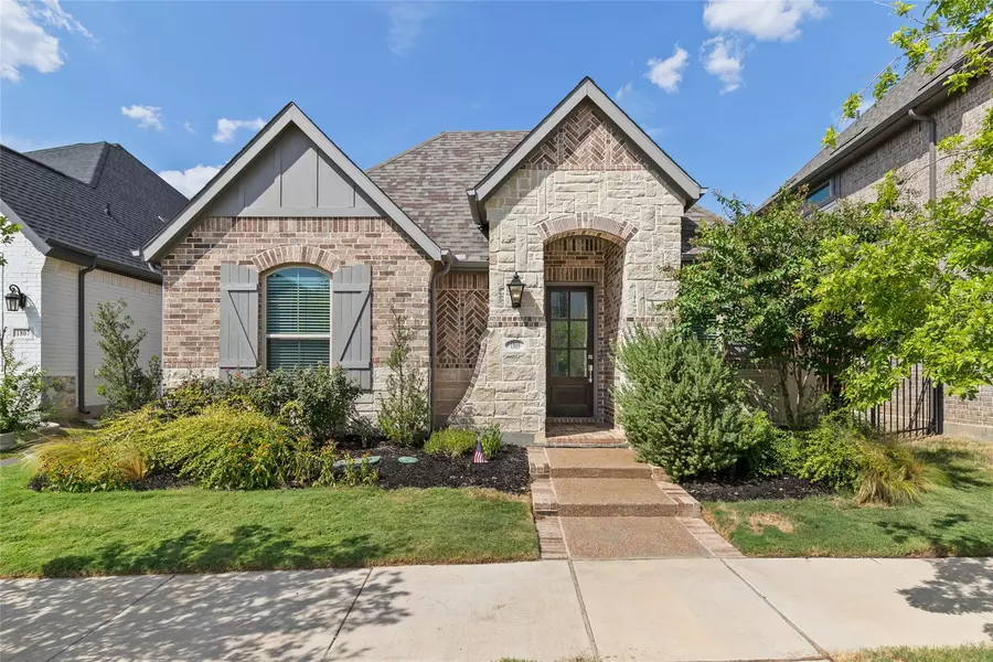 1809 Clouded Wren Drive, Arlington, TX 76005