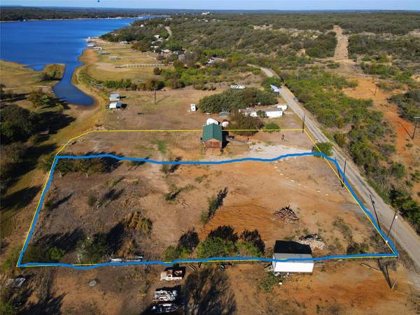 5017 County Road 594,  Brownwood,  TX 76801