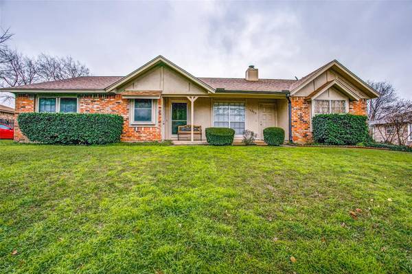 3006 Penny Lane, Euless, TX 76039