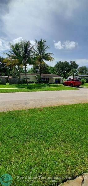 2001 SW 23rd Ter,  Fort Lauderdale,  FL 33312