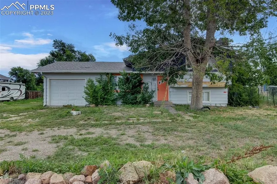 2144 Fountain Mesa RD, Fountain, CO 80817