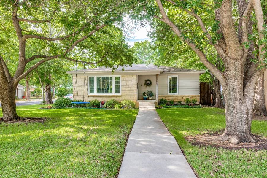 4236 Geddes Avenue, Fort Worth, TX 76107