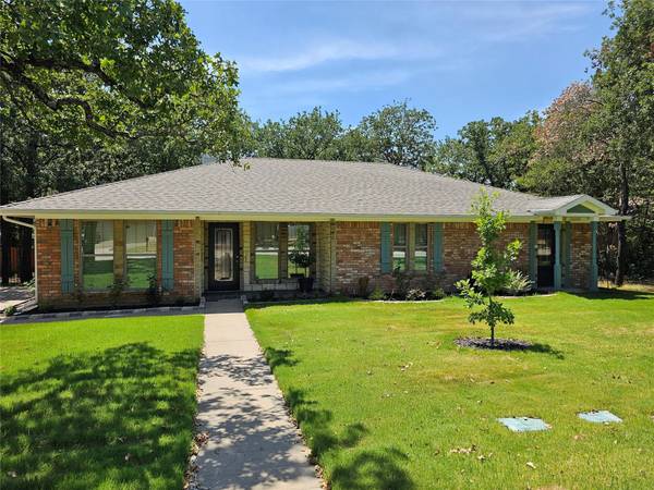 206 Shady Oak Road, Keene, TX 76059