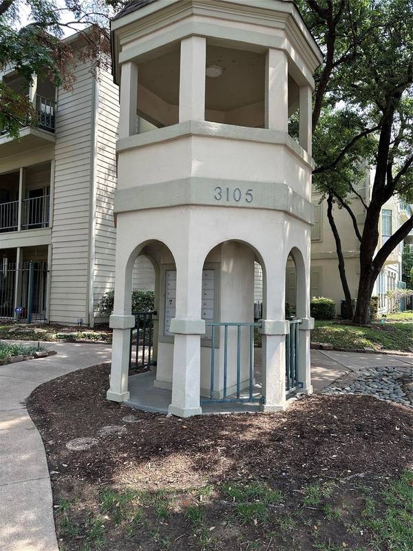 3105 San Jacinto Street #205, Dallas, TX 75204