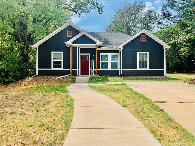 916 W Elm Street, Denison, TX 75020