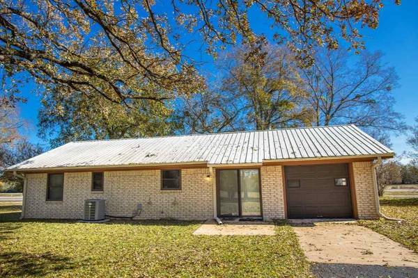 10466 Texas Highway 24, Paris, TX 75462