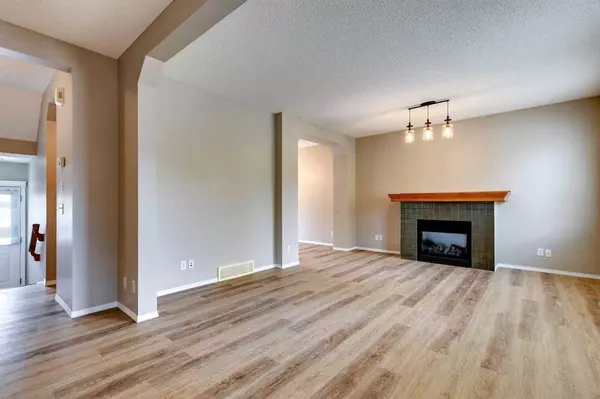 Calgary, AB T2Z 4A7,418 Elgin WAY SE