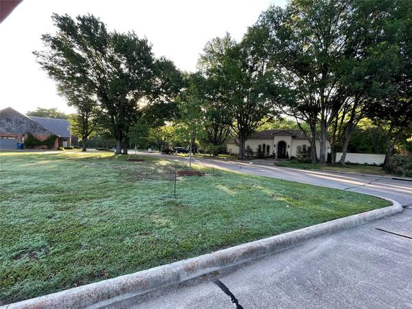 2002 Arcady Lane,  Corsicana,  TX 75110