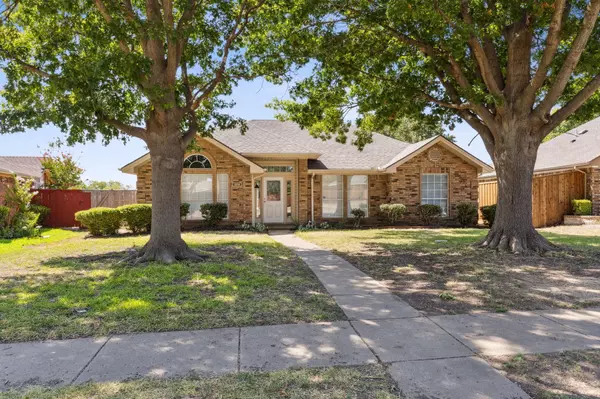 2214 Lancecrest Drive, Garland, TX 75044