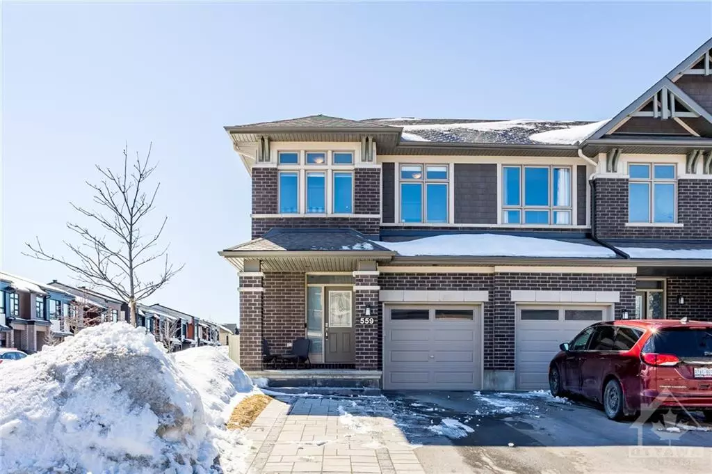 Stittsville, ON K2V 0M5,559 TRIANGLE ST