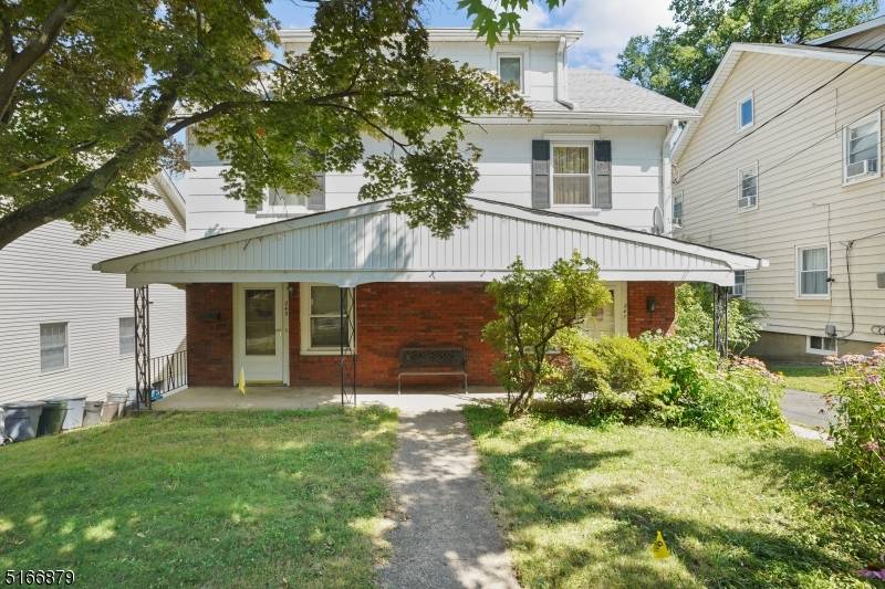 247 Mccosh Rd, Clifton City, NJ 07043