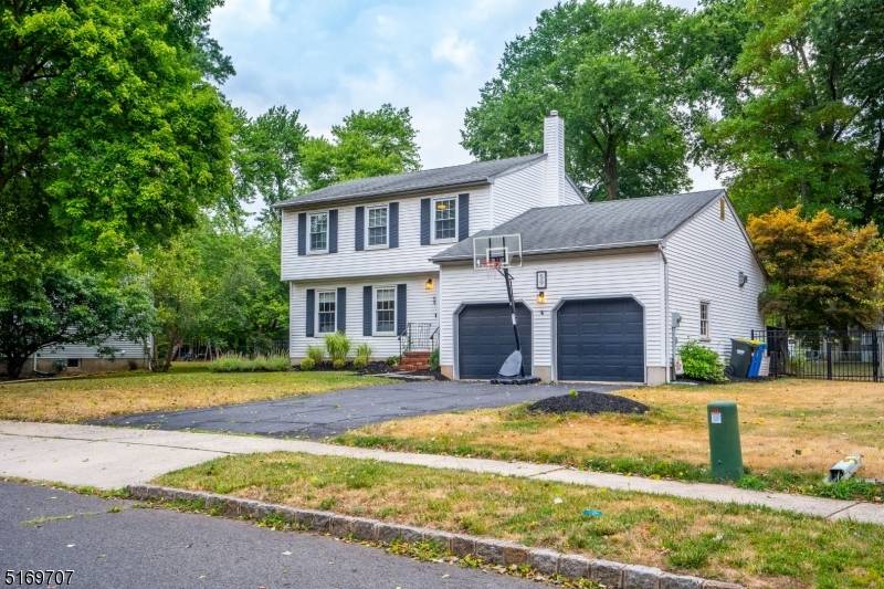 59 Marshall Rd, Hillsborough Twp., NJ 08844