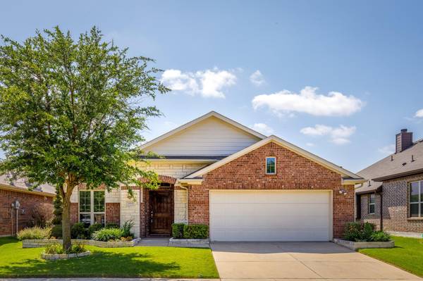 1005 Pigeon Hawk Drive, Little Elm, TX 75068