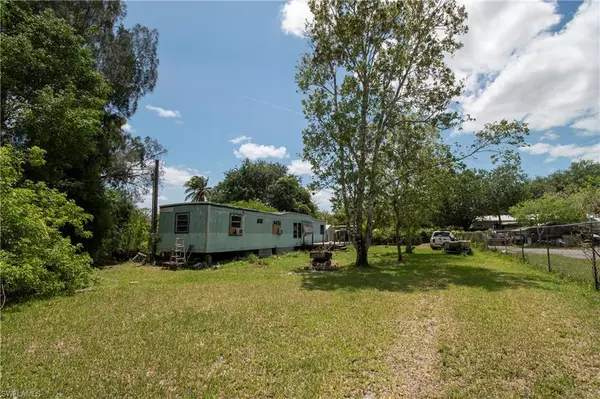 214 Turnstile DR, Chokoloskee, FL 34137