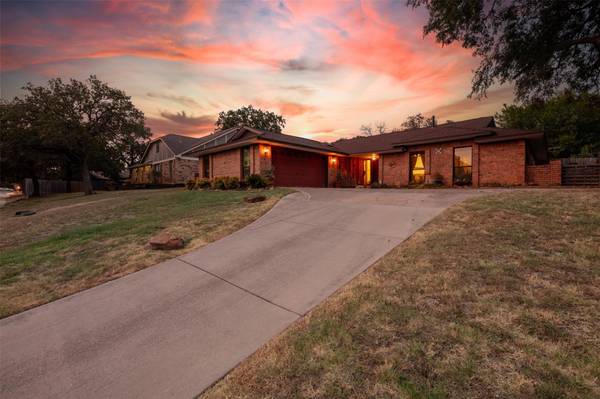 3 Arrowhead Circle, Hickory Creek, TX 75065