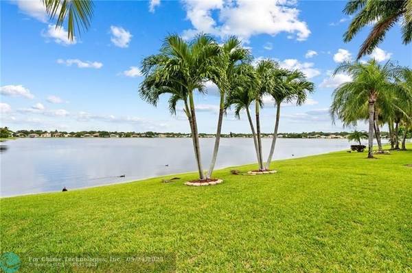 Coconut Creek, FL 33073,3576 Coco Lake Dr