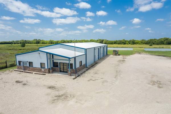 5770 State Highway 34 S, Quinlan, TX 75474