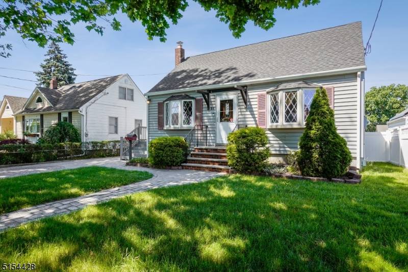 21 S 24Th St, Kenilworth Boro, NJ 07033