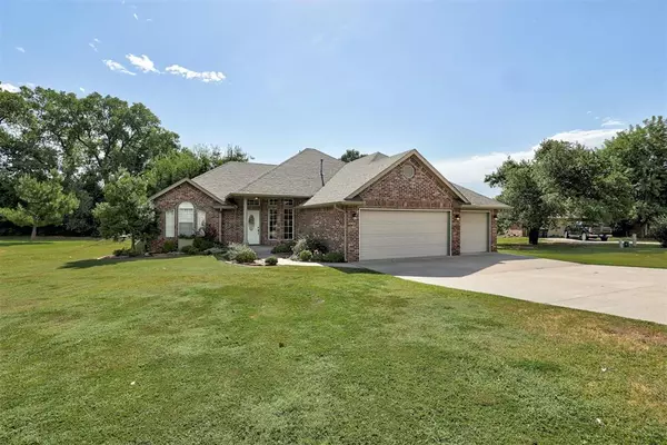 Blanchard, OK 73010,500 Silver Fox Court