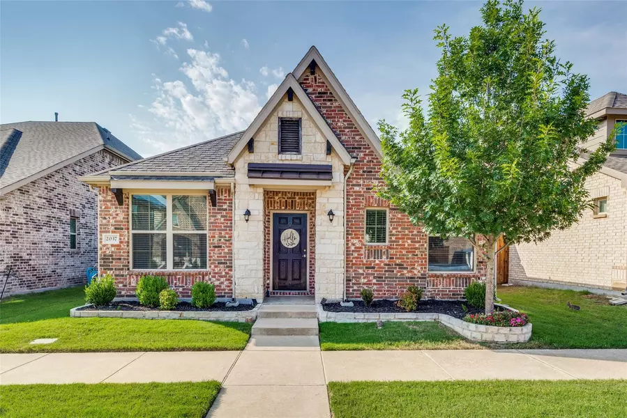 2037 Barx Drive, Little Elm, TX 75068