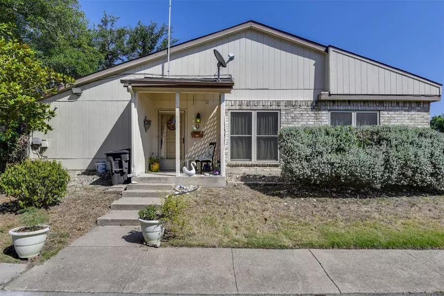 8613 N Normandale Street, Fort Worth, TX 76116