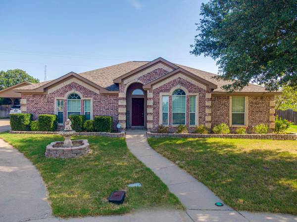 5200 Compassion Court, Midlothian, TX 76065