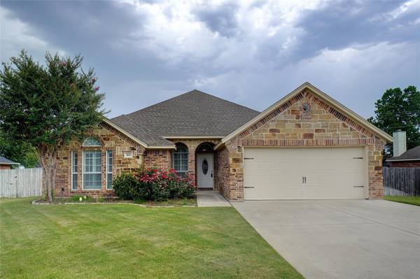 802 Timberline Drive, Bridgeport, TX 76426