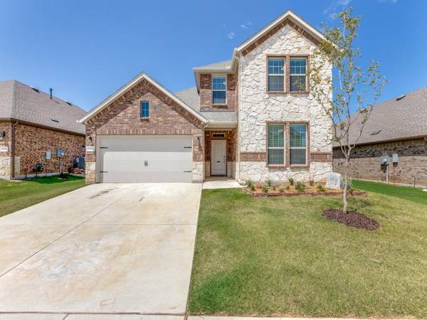 11209 Camelot Court, Aubrey, TX 76227