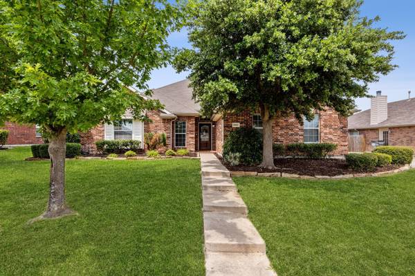 3003 Mill Creek Way,  Forney,  TX 75126