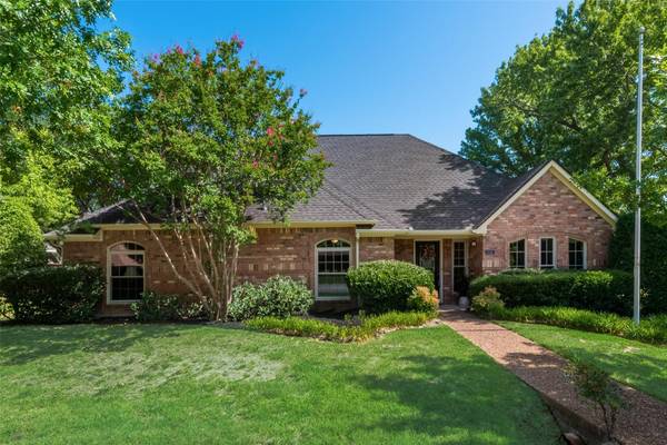 202 Fieldcrest Loop,  Coppell,  TX 75019