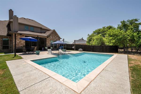 122 Shoreside Trail, Waxahachie, TX 75165