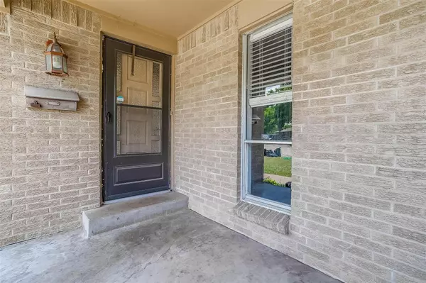 Burleson, TX 76028,305 Bernice Court