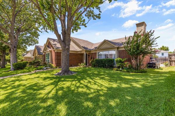 2125 Lavaca Trail, Carrollton, TX 75010