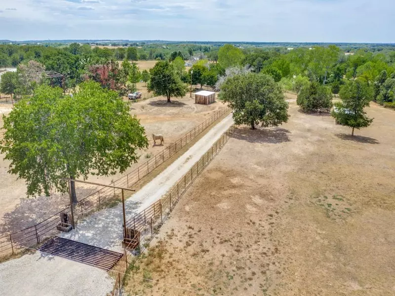 1728 County Road 3791, Paradise, TX 76073