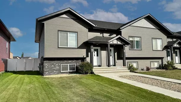 Lacombe, AB T4L 0R1,62 Mackenzie Ranch WAY