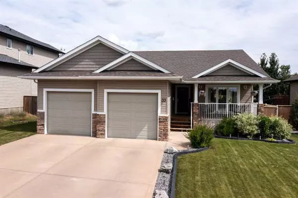 Blackfalds, AB T4M 0H2,33 Paramount CRES