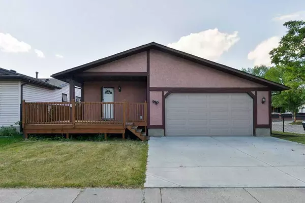 Calgary, AB T1Y 5W6,67 Whiteram WAY NE