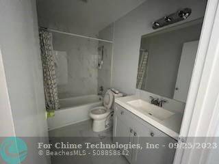 Palm Springs, FL 33461,3229 Foxridge Ct  #3229